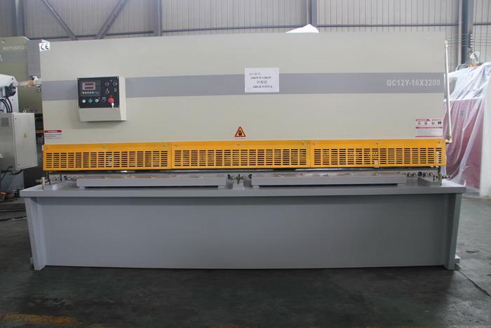 QC12K Hidraulični Swing širina šišanje stroj 16 × 3200