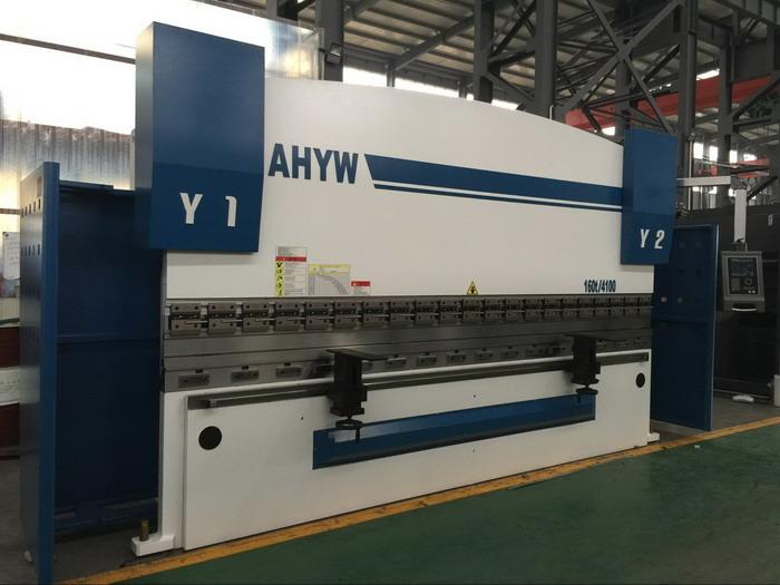 160T 4m Synchro CNC Pressbrakes 4 axis yawei made in china