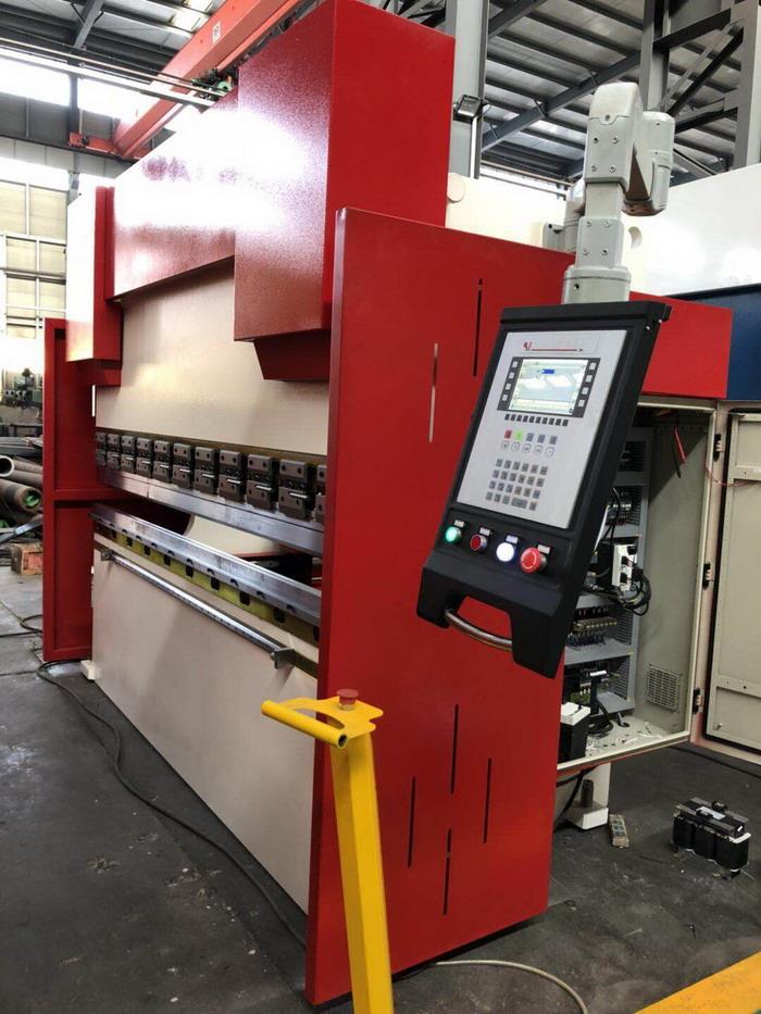 Yawei 4mm CNC metal bending machine 8ft CHINA